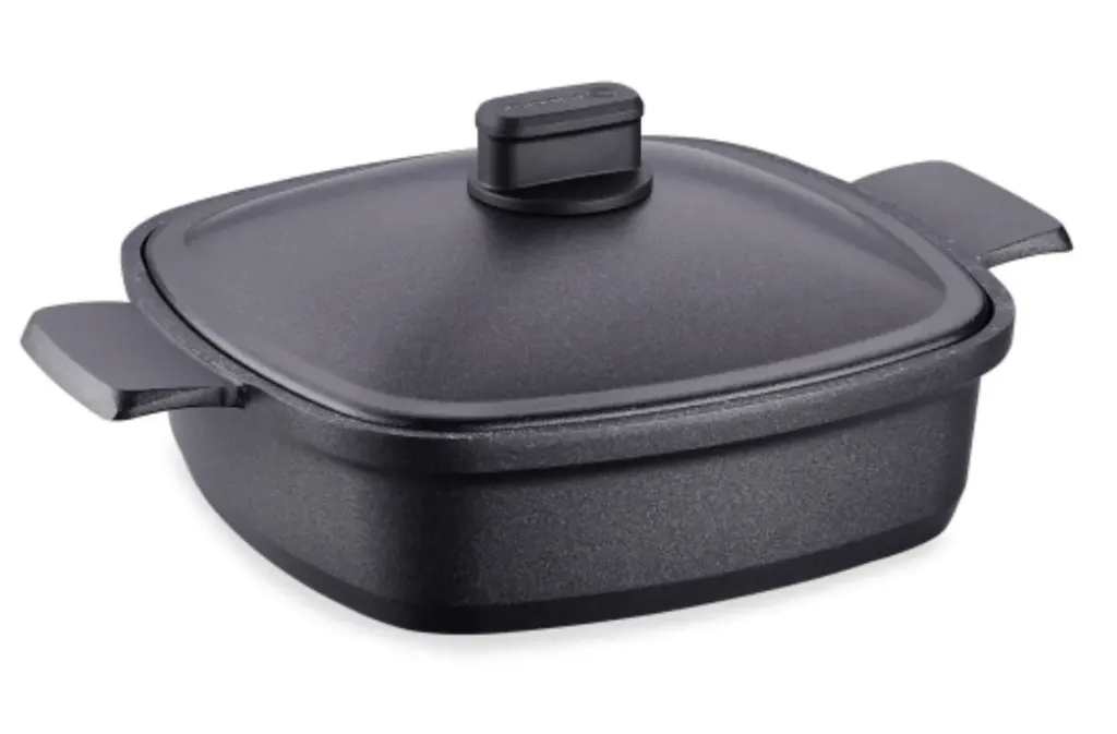 A2584 Casterra Square Cast Casserole 26x26x7