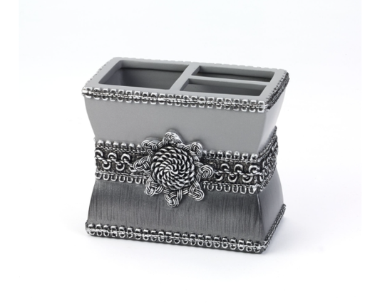 TOOTHBRUSH HOLDER BRAID.