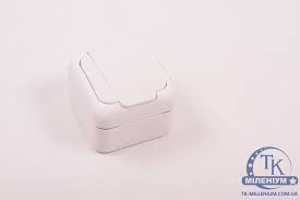 Socket