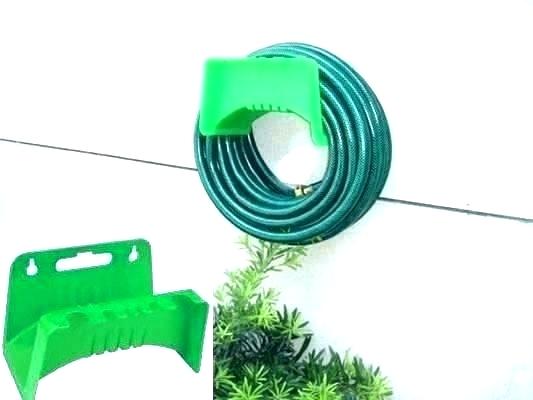 Hose Holder Plastic Ace
